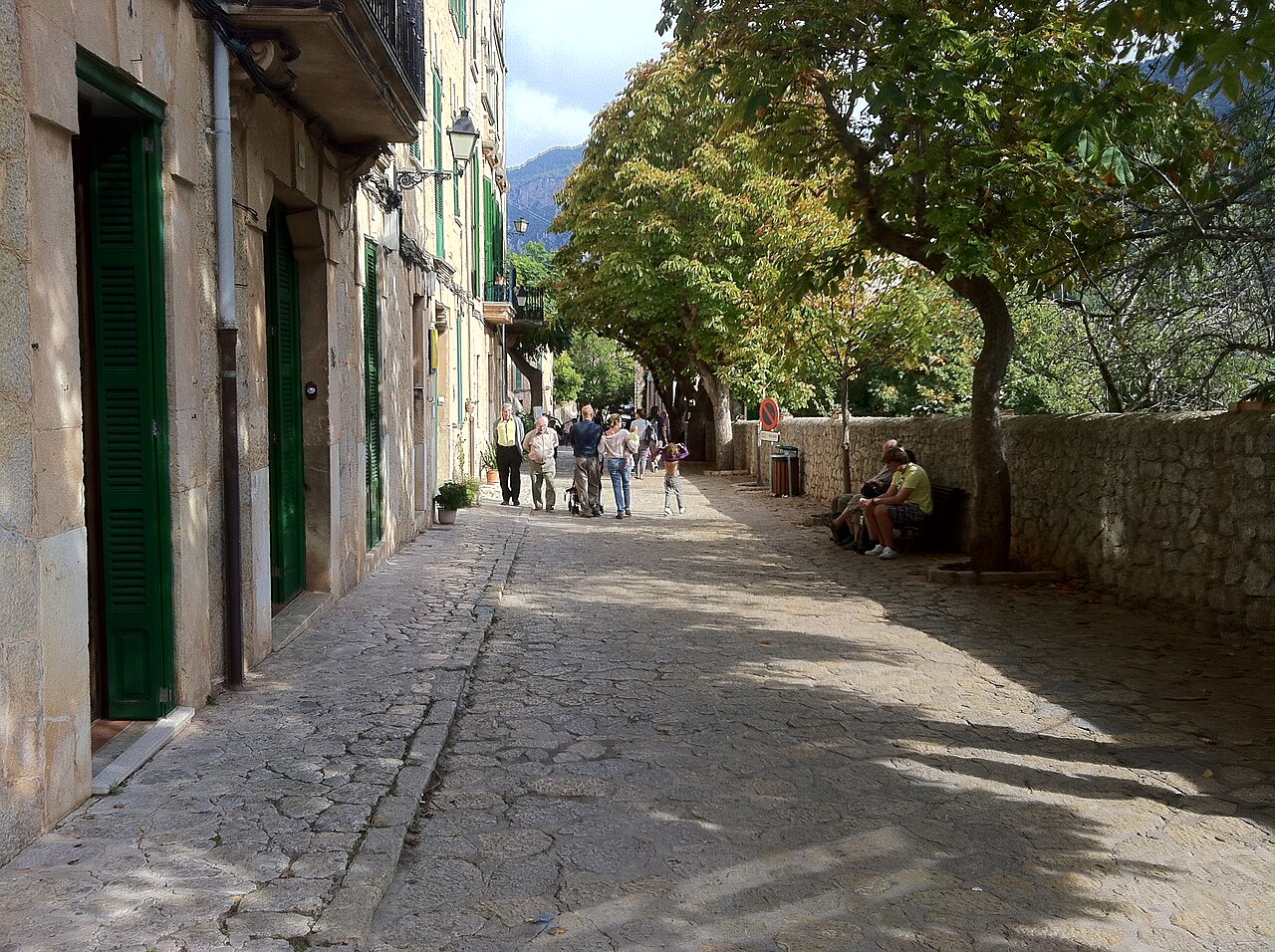 Valldemossa au cœur de la Serra de Tramuntana
